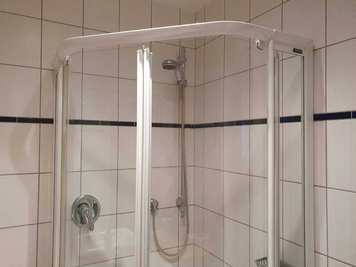Das Appartement Inselliebe Ruegen Inkl Sauna Und 3H Taeglich Eintritt Ahoi Schwimmbad Sellin Kültér fotó